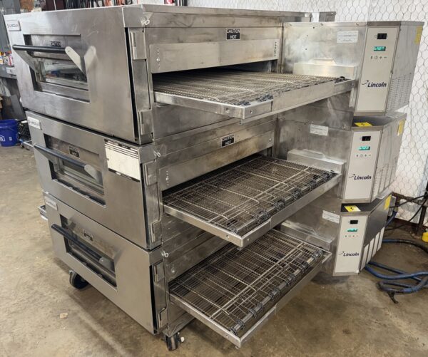 Lincoln Impinger 1600 Pizza Conveyor Ovens - Image 4