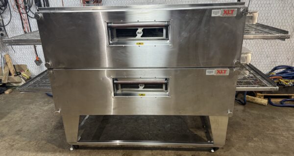 XLT 3270 Natural Gas Pizza Conveyor