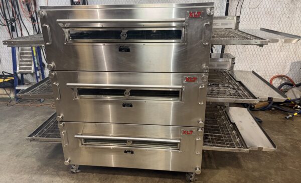 XLT 3855 NATURAL GAS CONVEYOR PIZZA OVENS