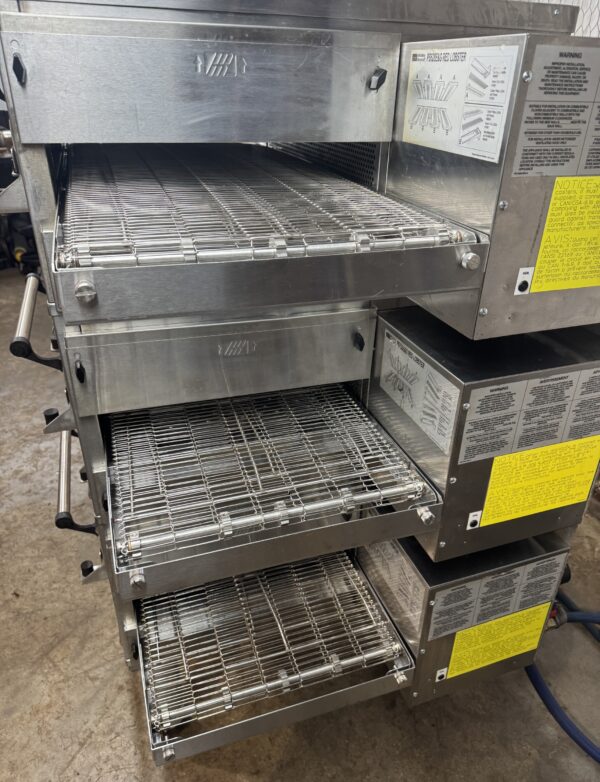 Middleby Marshall PS528g Natural Gas Conveyor Pizza Ovens - Image 6