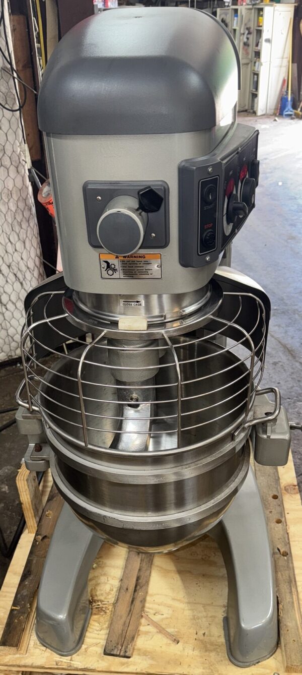 Hobart HL600 60Qt Legacy Planetary Mixer w/ Attachments - Image 2