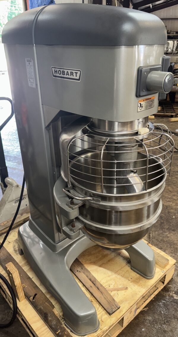 Hobart HL600 60Qt Legacy Planetary Mixer w/ Attachments - Image 3